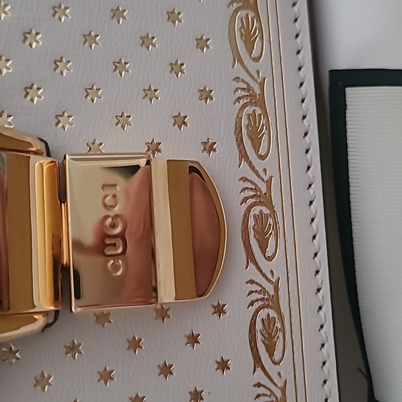 Gucci Stunning Mid size bag with amazing detais.  100% AUTHENTIC! - Picture 4 of 8